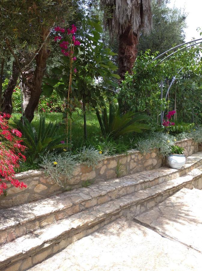 Mila La Villa Kastron  Exterior photo