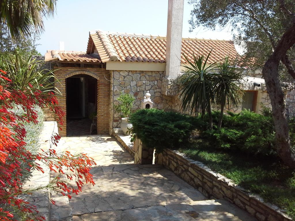 Mila La Villa Kastron  Exterior photo